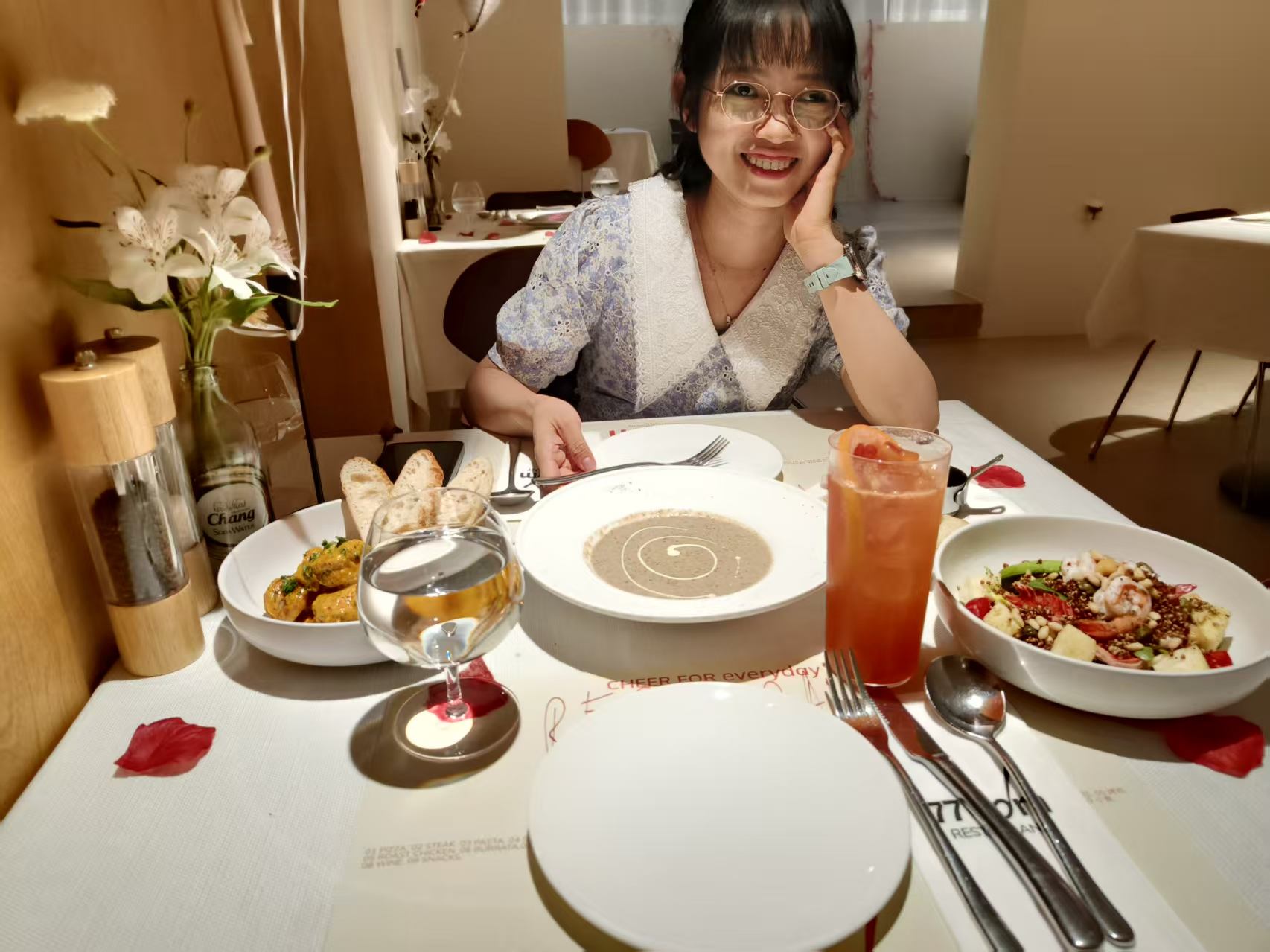 漂亮的你和漂亮的饭